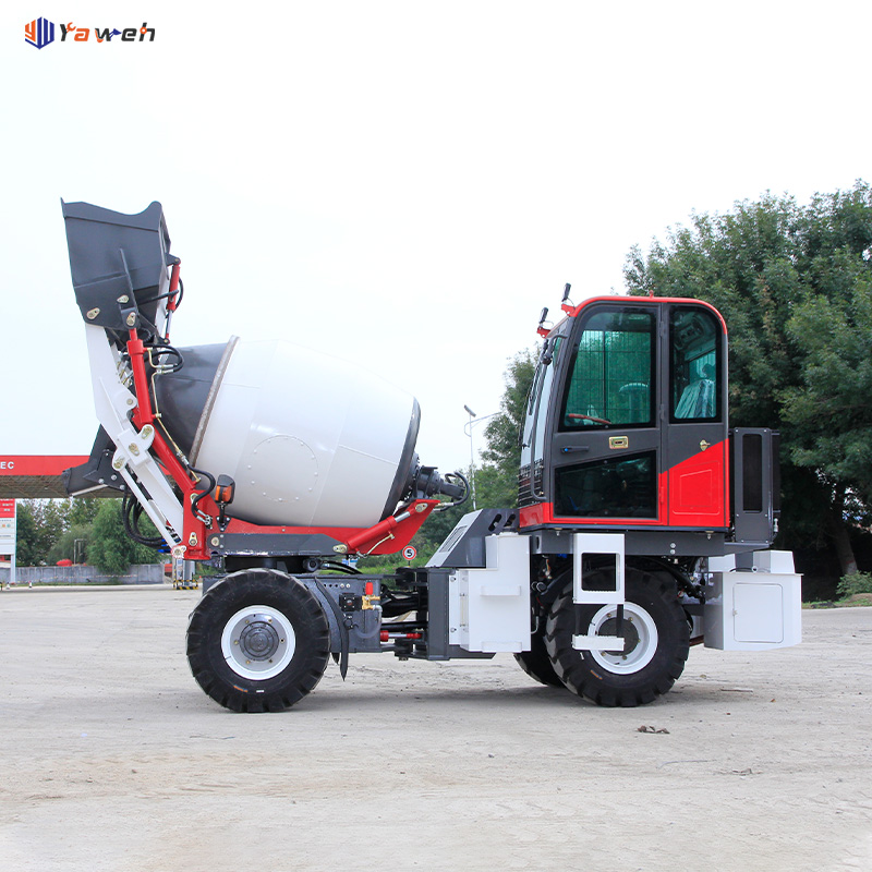 1500 Self Loading Concrete Mixer Truck